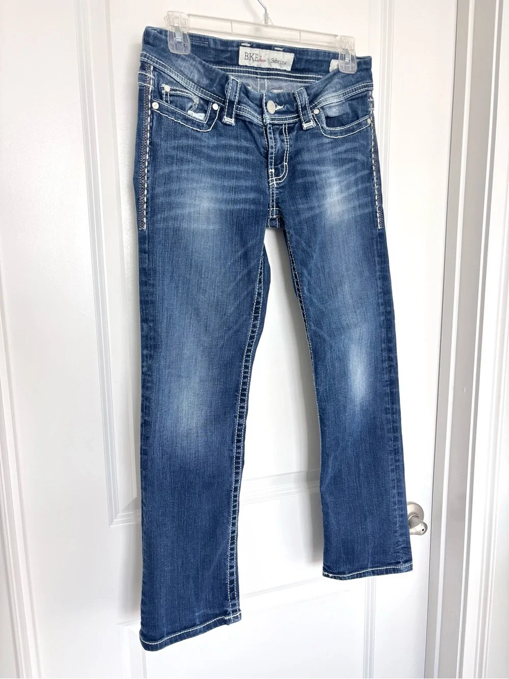 BKE Sabrina Bootcut Jeans size 27 Medium Wash Stretch Low Rise Y2K  Denim
